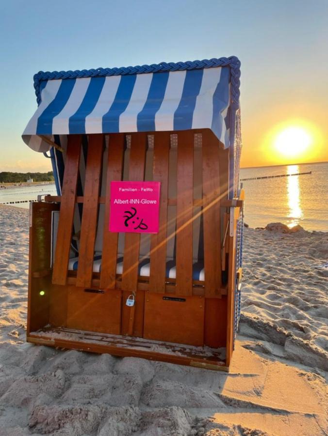 Albert-Inn-Glowe - Barrierefrei & 3 Schlafzimmer & Coworking & Strandkorb-Saisonal & Sauna Im Haus & Fahrraeder المظهر الخارجي الصورة